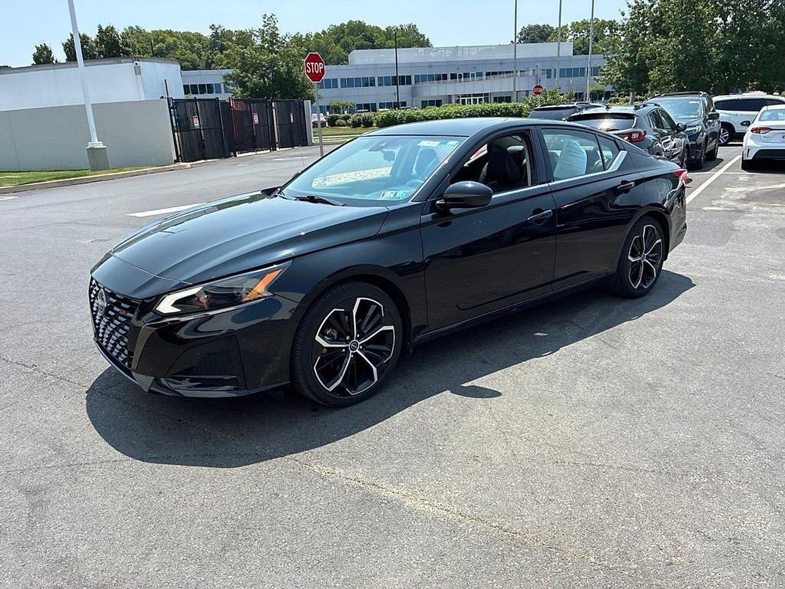 2023 Nissan Altima 2.5 SR Sedan