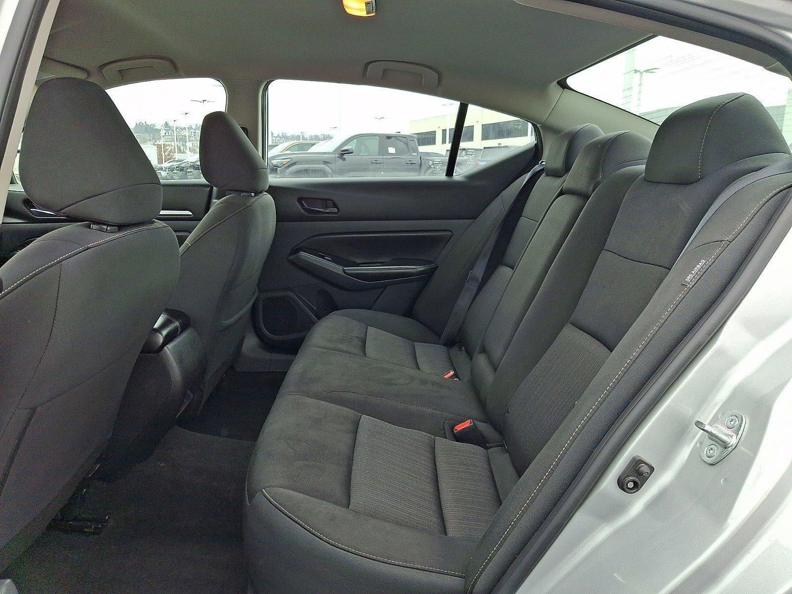 2023 Nissan Altima 2.5 SV Sedan