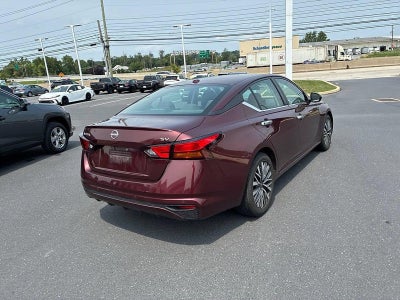 2023 Nissan Altima 2.5 SV Sedan