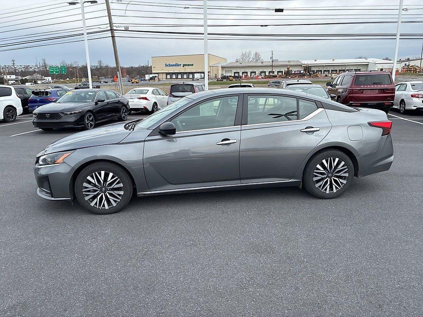 2024 Nissan Altima 2.5 SV Sedan
