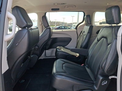 2024 Chrysler Pacifica Touring L FWD