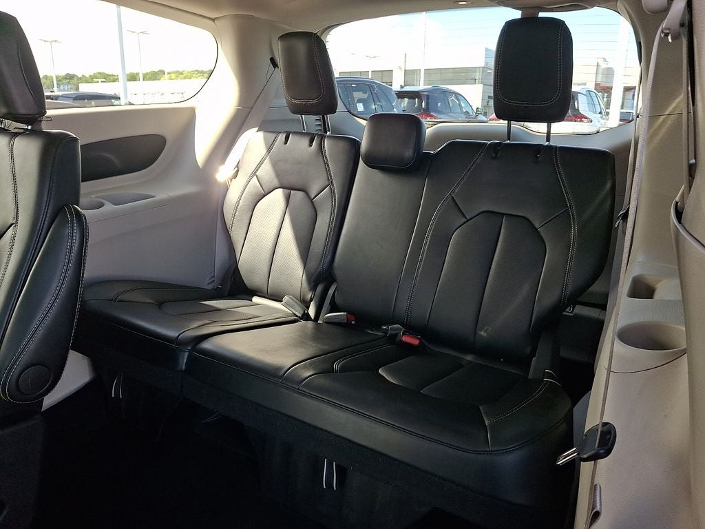 2024 Chrysler Pacifica Touring L FWD