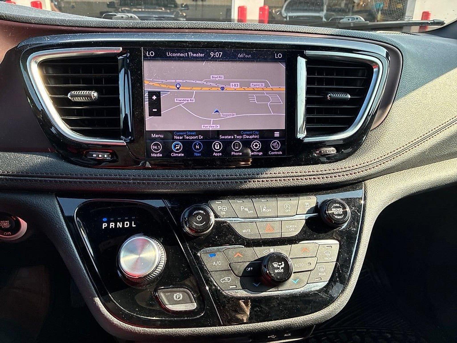 2020 Chrysler Pacifica Limited 35th Anniversary FWD *Ltd Avail*