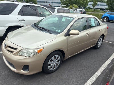 2011 Toyota Corolla 4dr Sdn Auto LE (Natl)