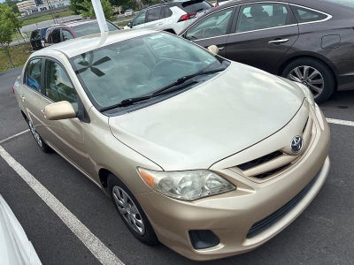 2011 Toyota Corolla 4dr Sdn Auto LE (Natl)