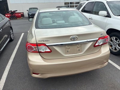 2011 Toyota Corolla 4dr Sdn Auto LE (Natl)