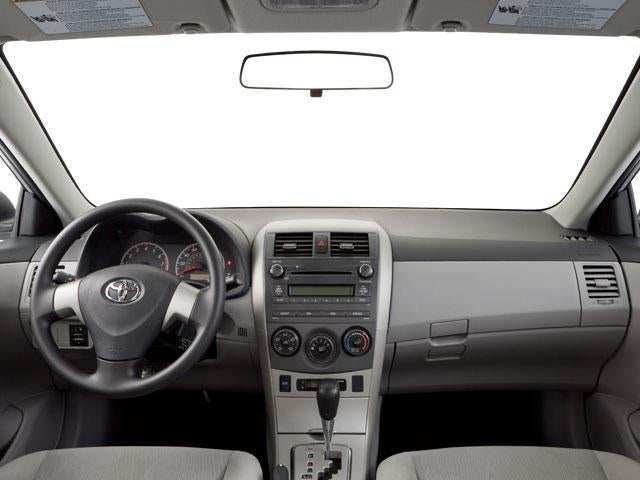 2011 Toyota Corolla 4dr Sdn Auto LE (Natl)
