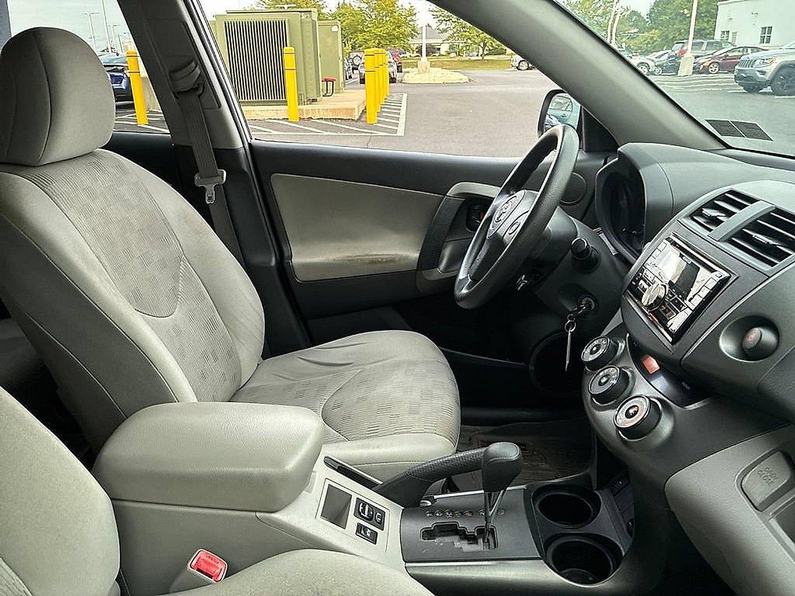 2011 Toyota RAV4 4WD 4dr 4-cyl 4-Spd AT (Natl)