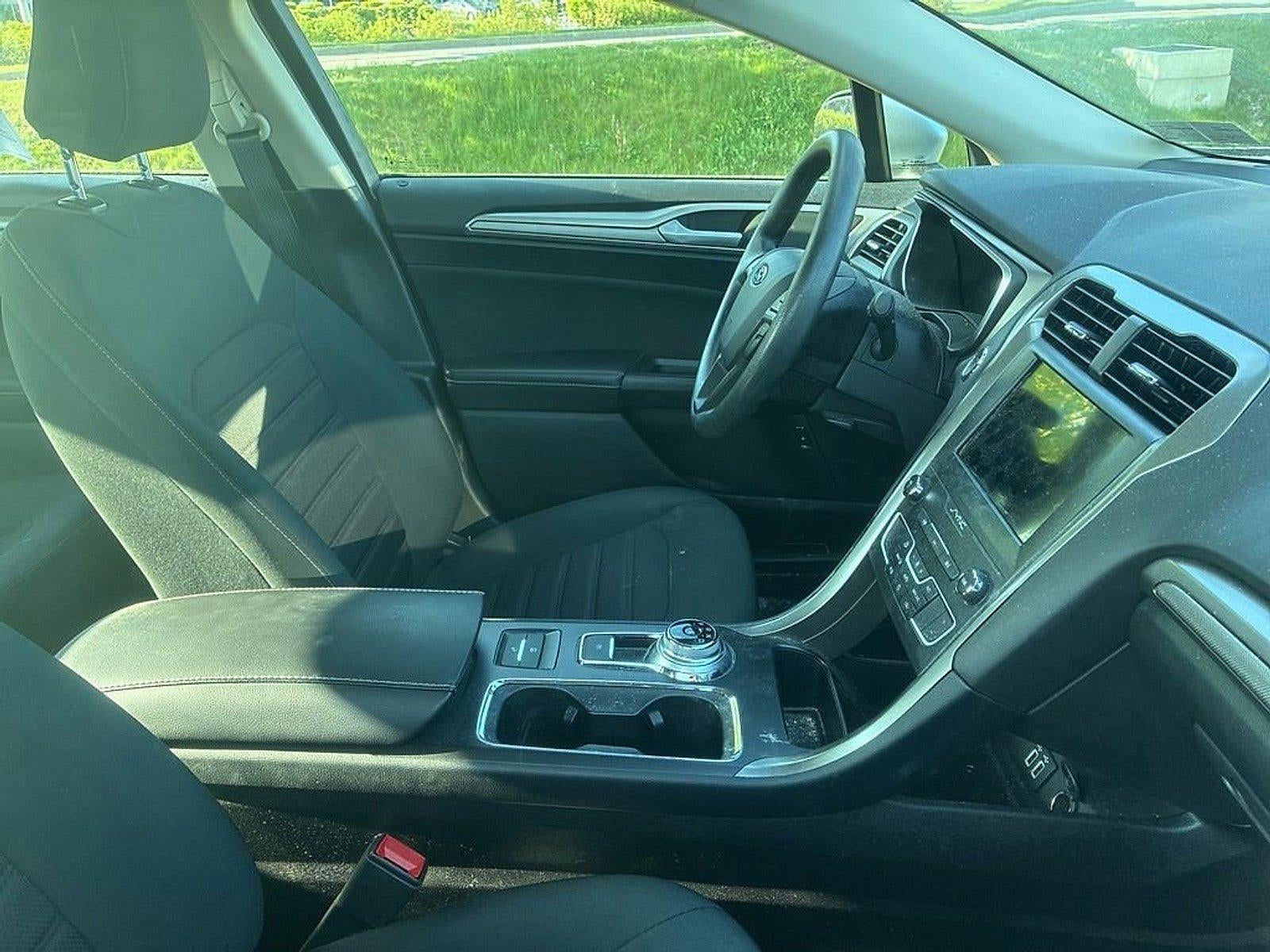 2020 Ford Fusion Hybrid SE FWD