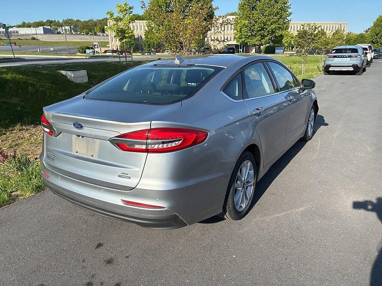 2020 Ford Fusion Hybrid SE FWD