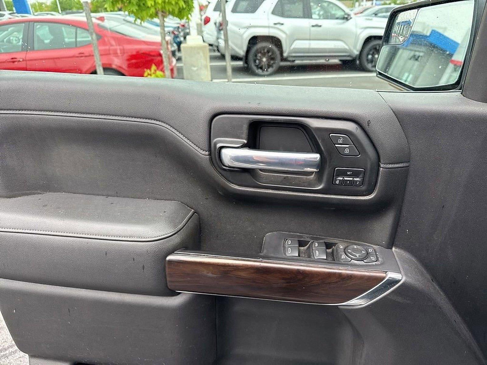 2021 GMC Sierra 1500 Crew Cab Short Box 4-Wheel Drive SLT
