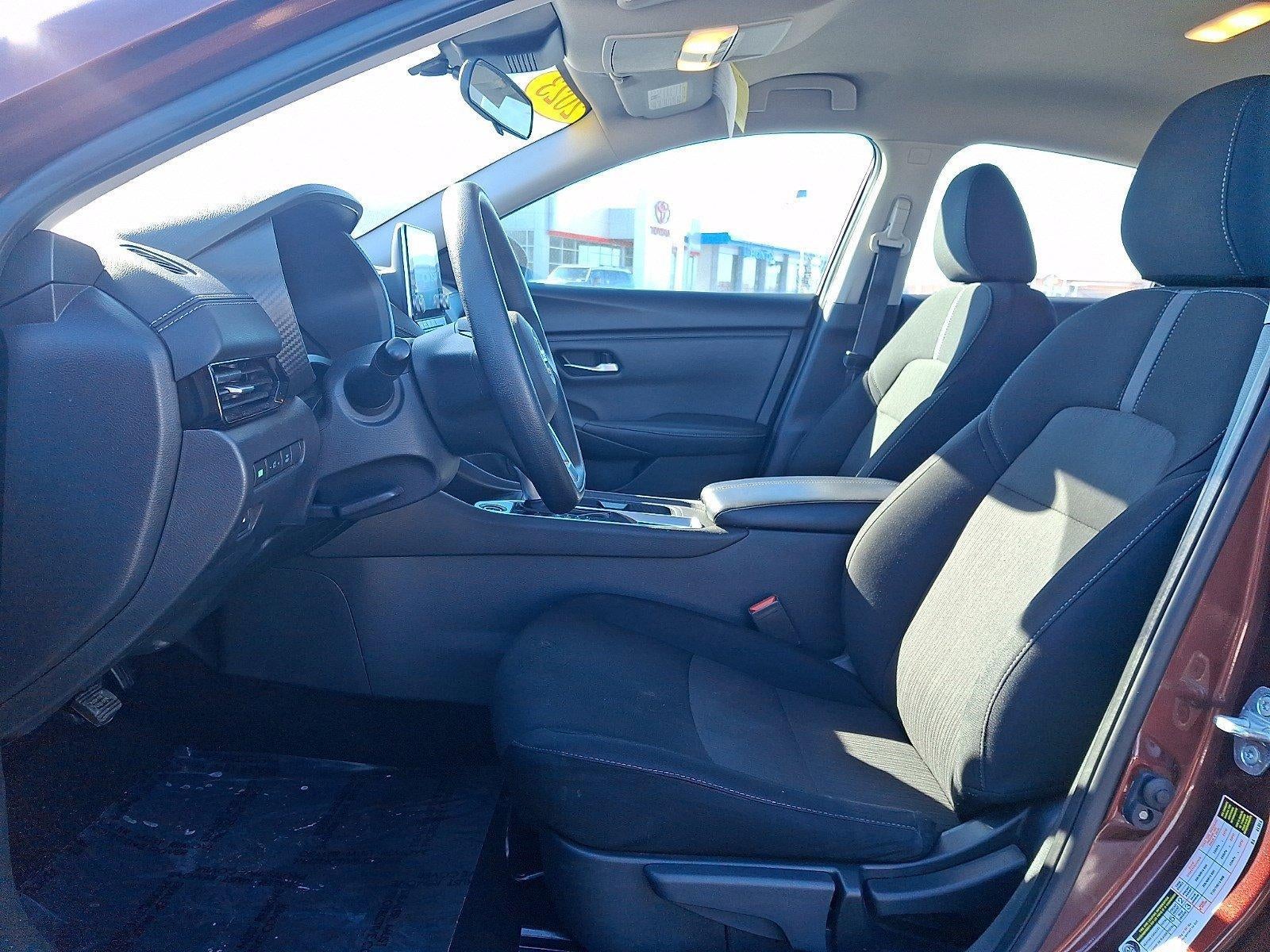 2023 Nissan Sentra SV CVT