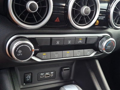 2024 Nissan Sentra SV CVT