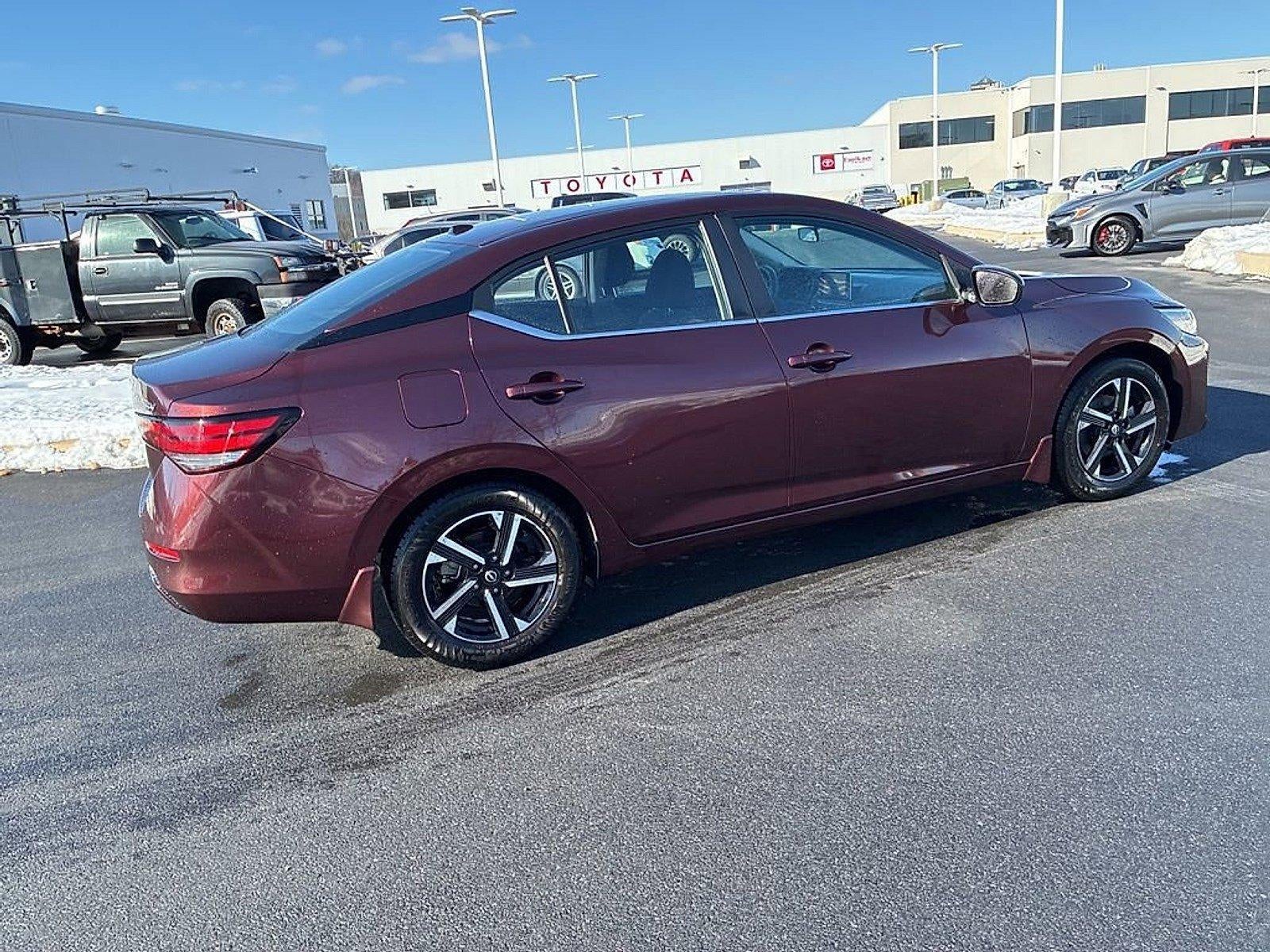 2024 Nissan Sentra SV CVT