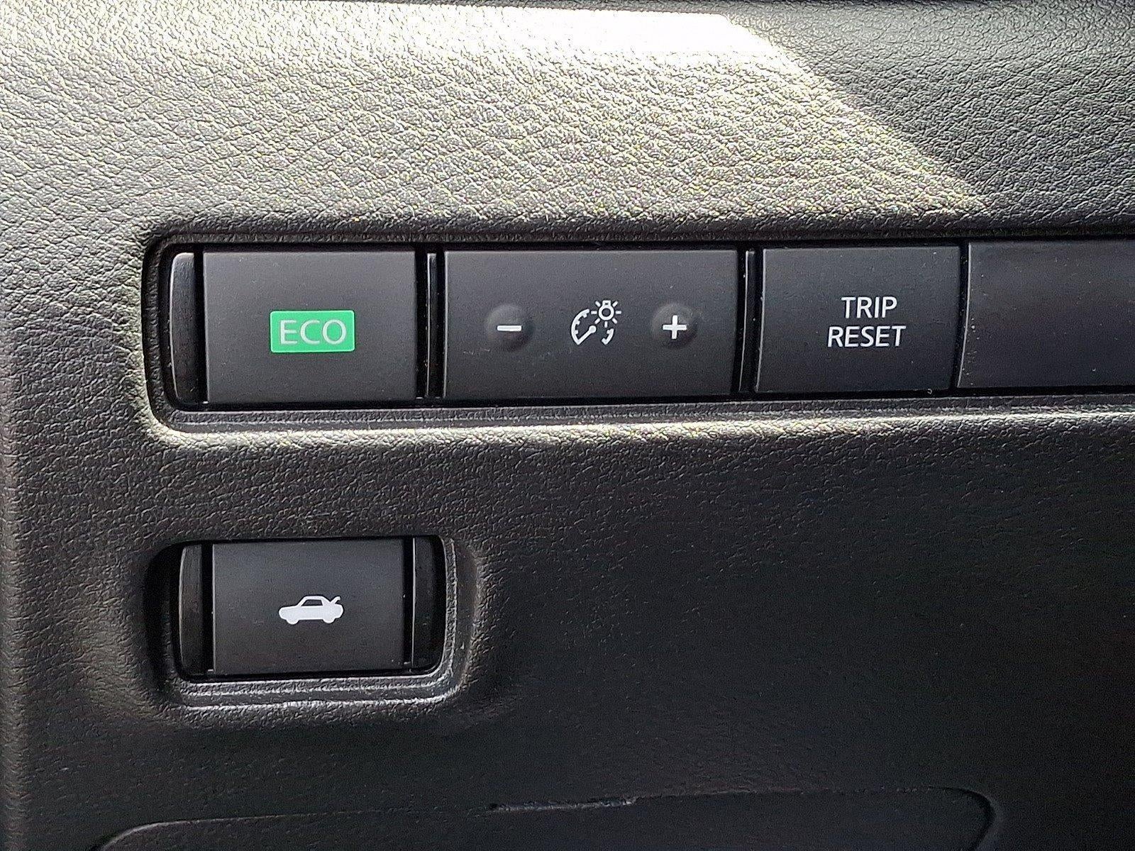 2023 Nissan Sentra SV CVT