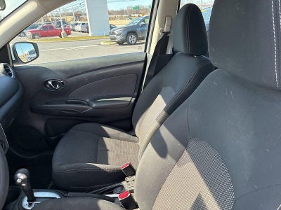 2016 Nissan Versa 4dr Sdn CVT 1.6 SV