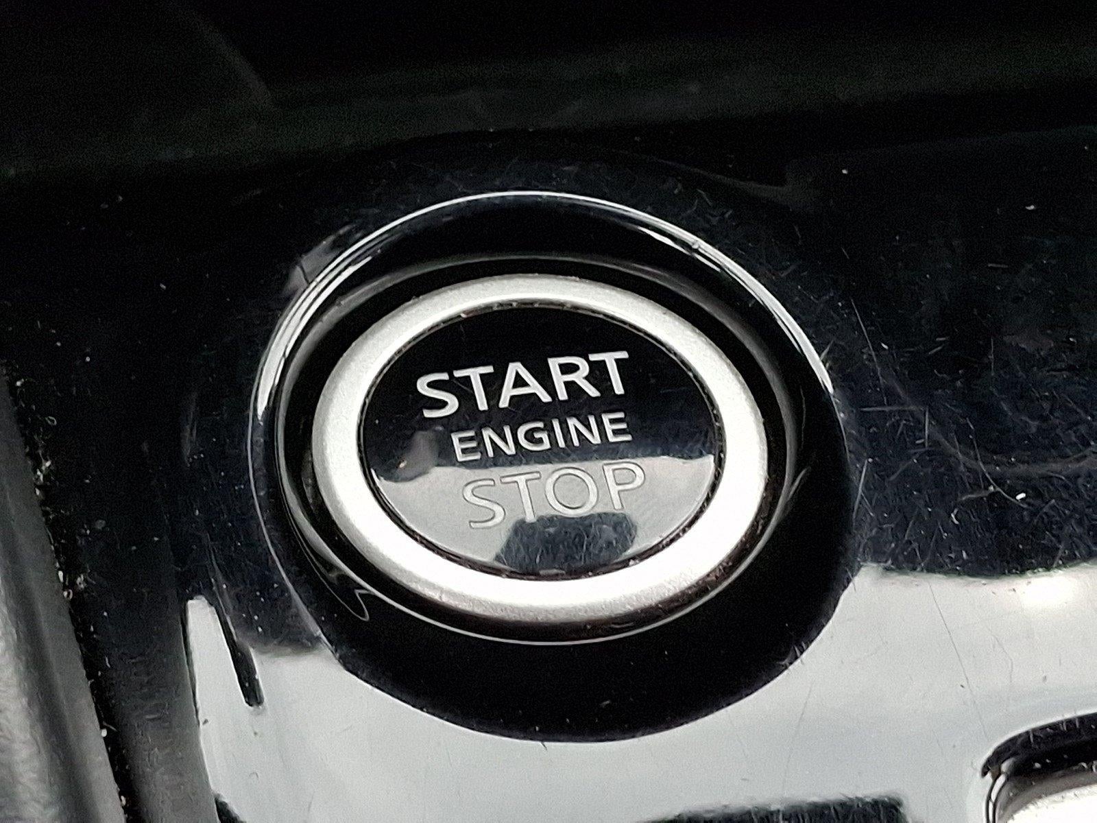 2024 Nissan Versa SR CVT