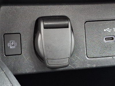 2024 Nissan Versa SR CVT