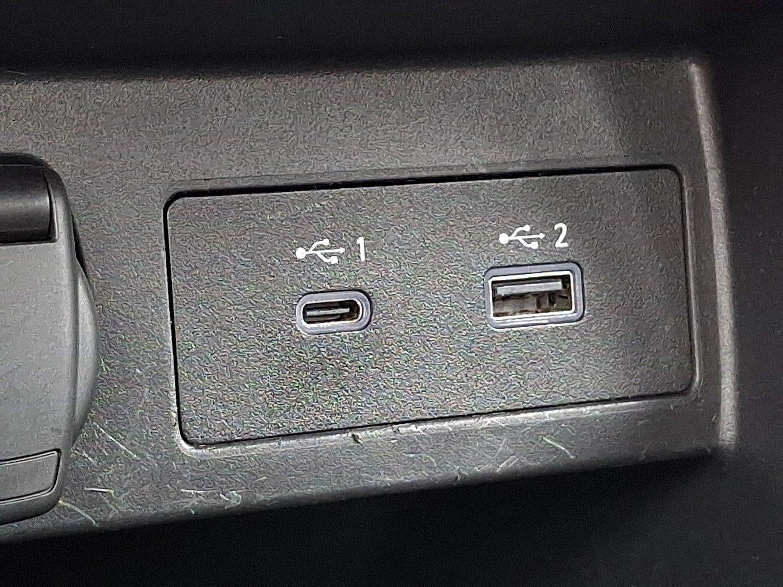 2024 Nissan Versa SR CVT