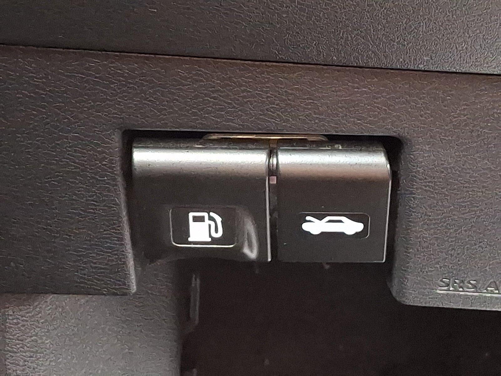 2024 Nissan Versa SR CVT