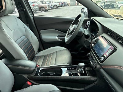2023 Nissan Kicks SR FWD