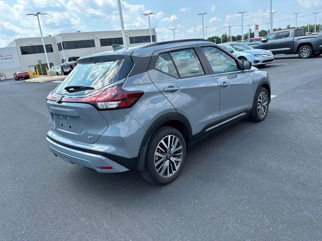 2023 Nissan Kicks SR FWD
