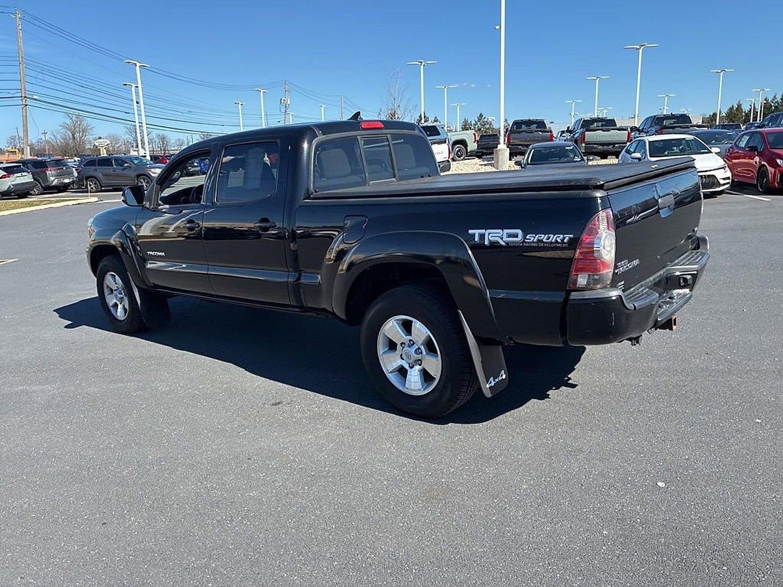 2015 Toyota Tacoma 4WD Double Cab Long Bed V6 Automatic (Natl)