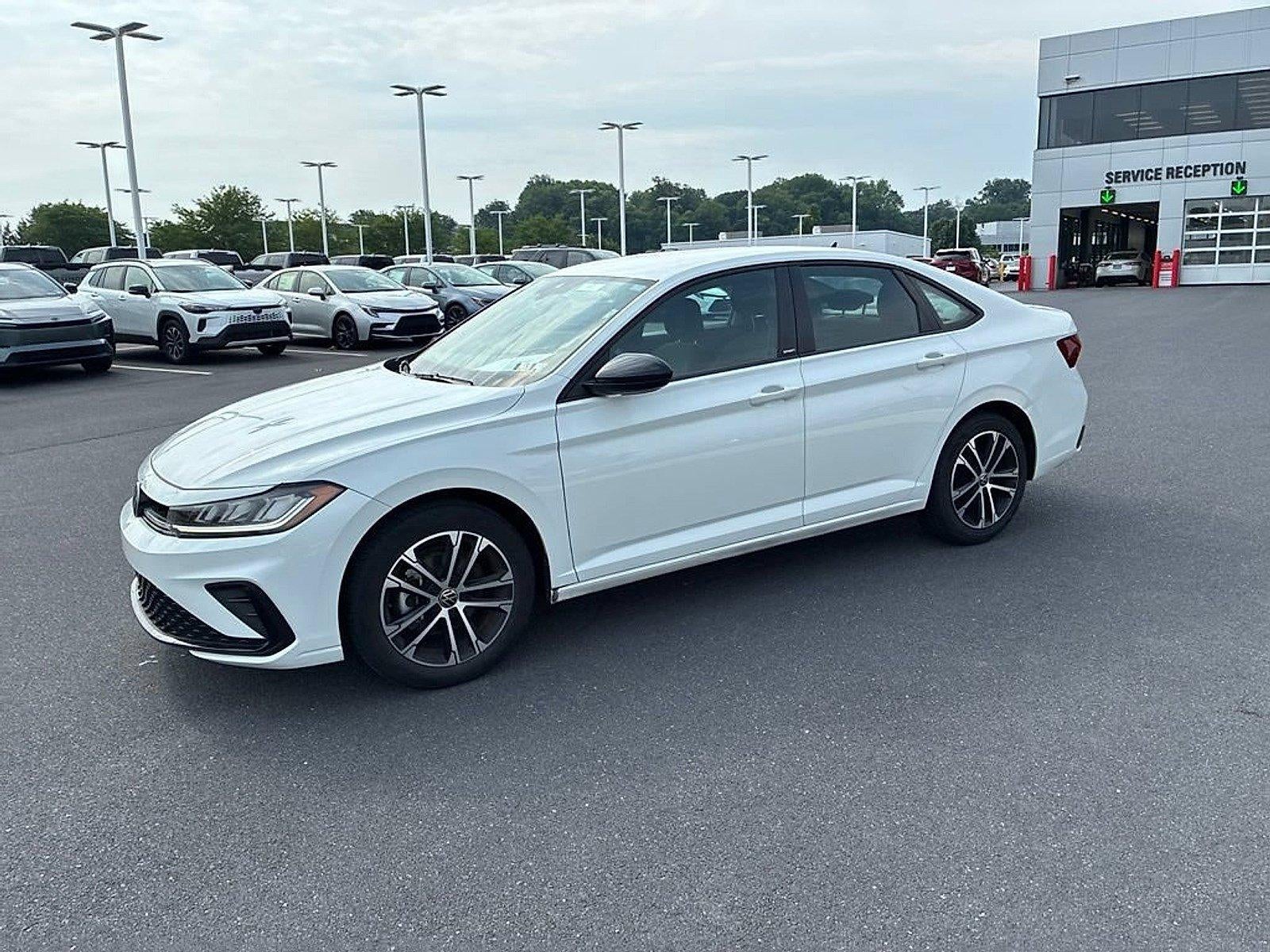 2025 Volkswagen Jetta Sport Auto