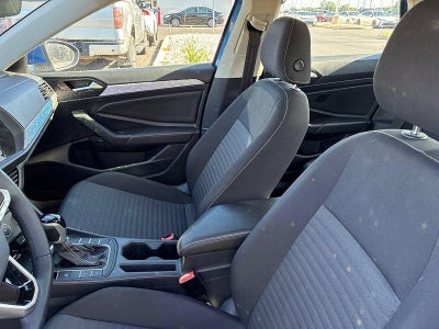 2022 Volkswagen Jetta S Auto