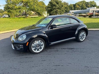 2019 Volkswagen Beetle SE Auto