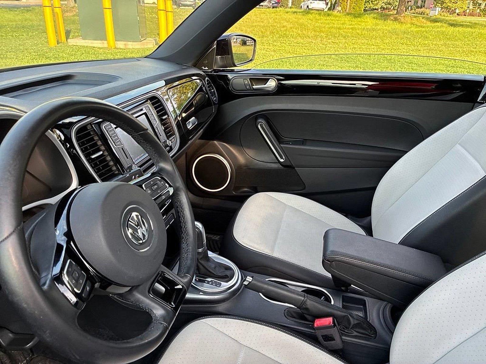 2019 Volkswagen Beetle SE Auto