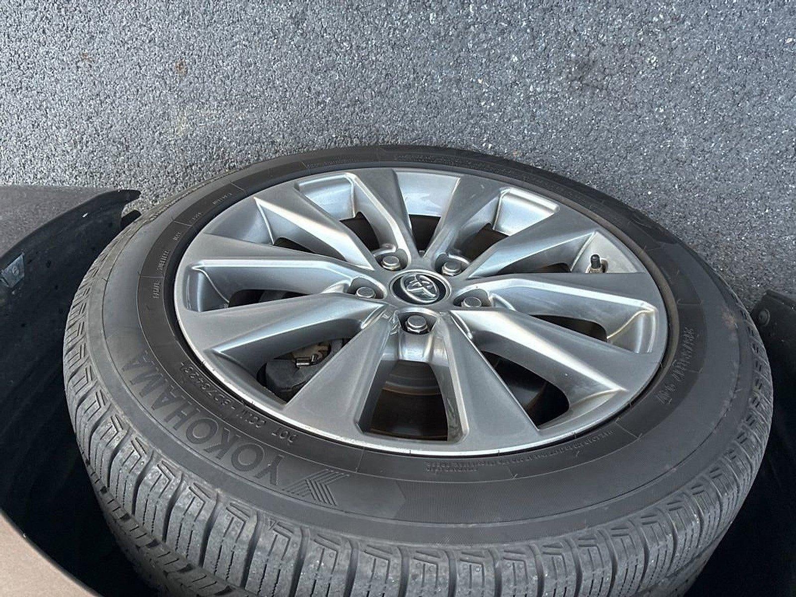 2015 Toyota Camry Hybrid 4dr Sdn XLE (GS)