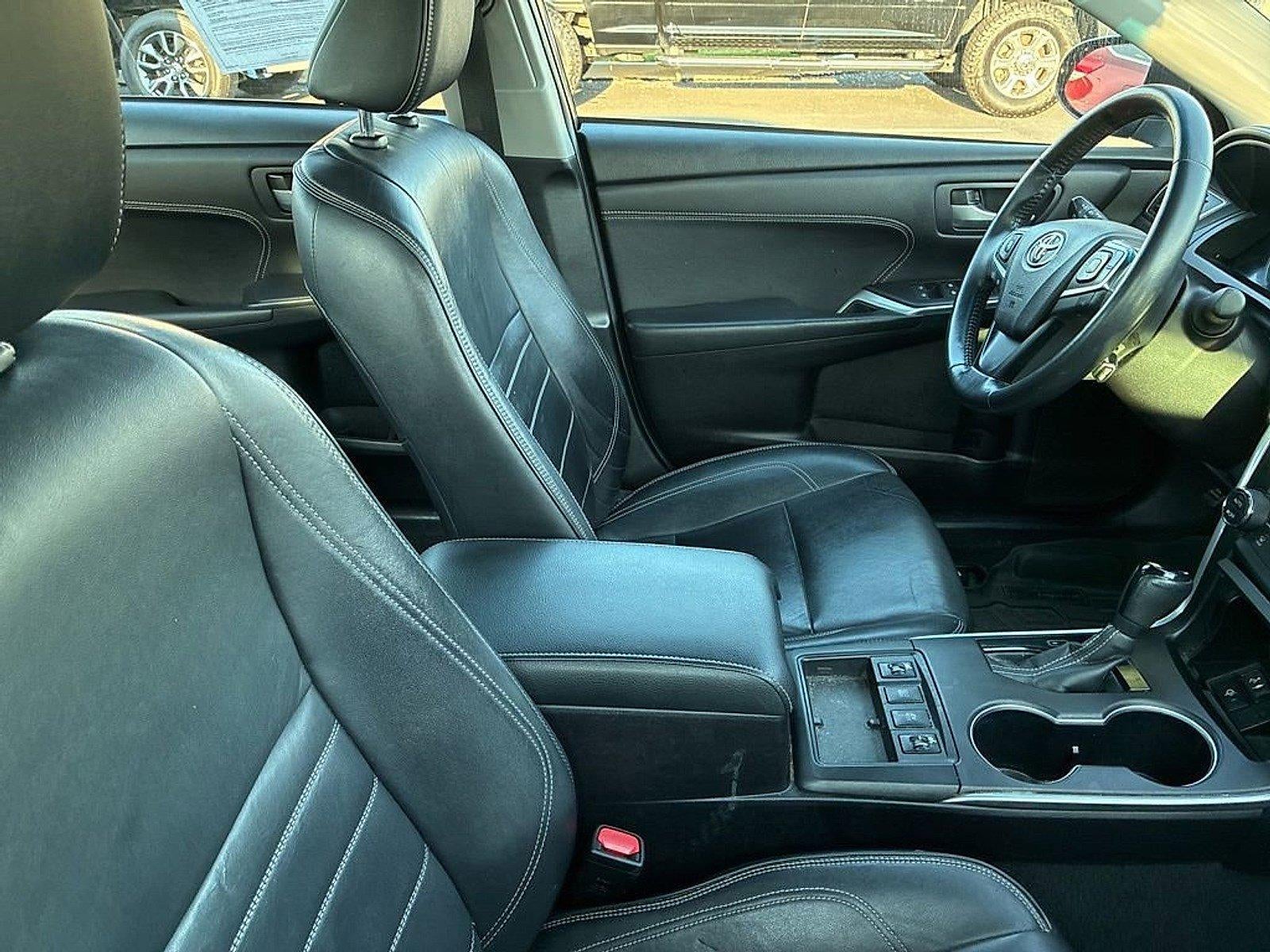 2015 Toyota Camry Hybrid 4dr Sdn XLE (GS)