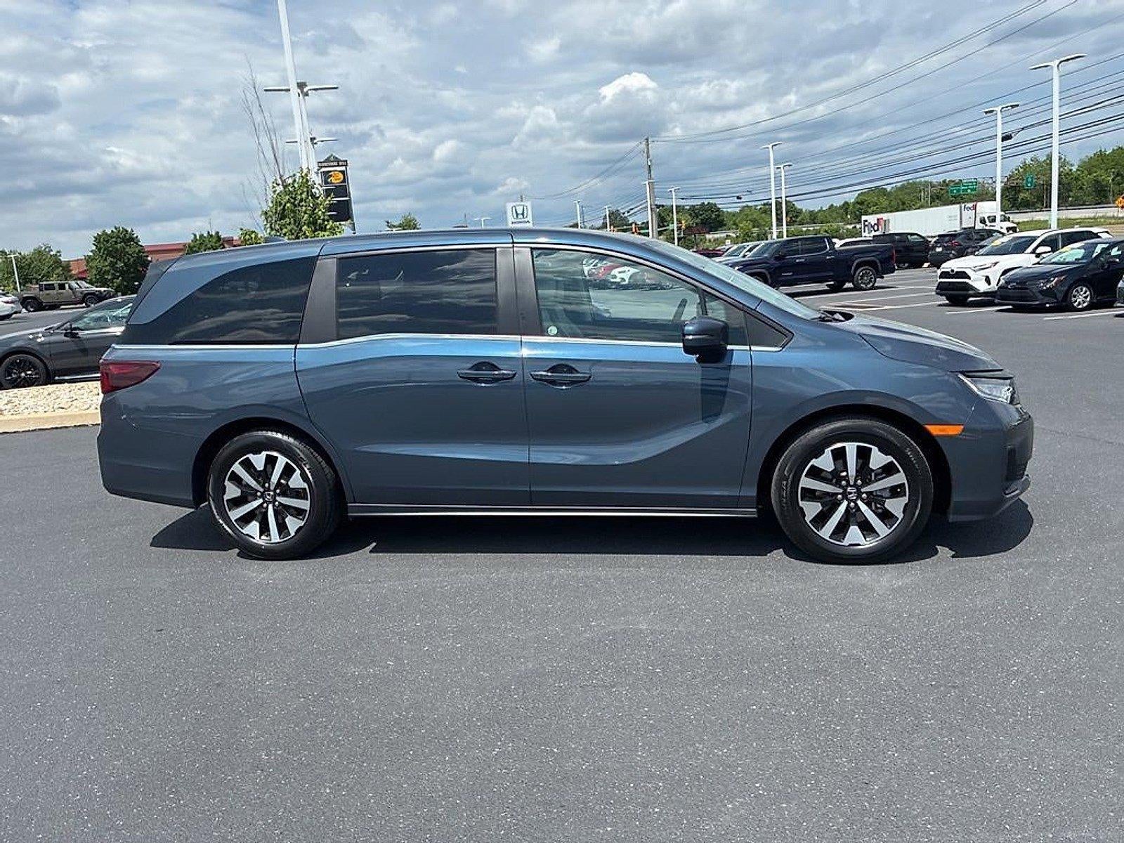 2025 Honda Odyssey EX-L Auto