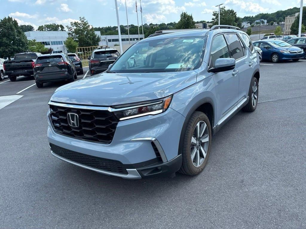 2025 Honda Pilot Touring AWD