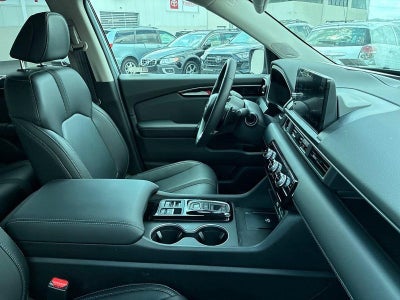 2025 Honda Pilot Touring AWD