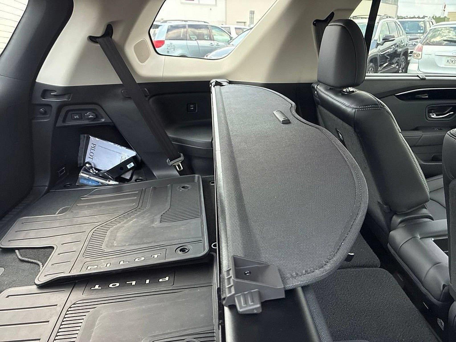 2025 Honda Pilot Touring AWD