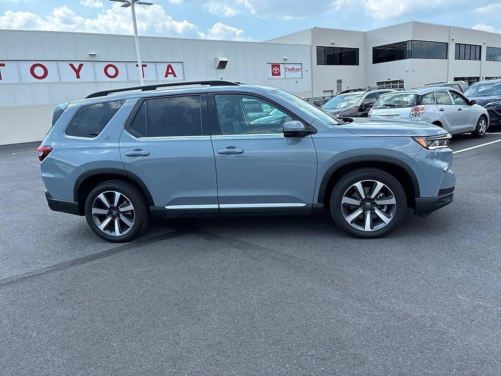 2025 Honda Pilot Touring AWD