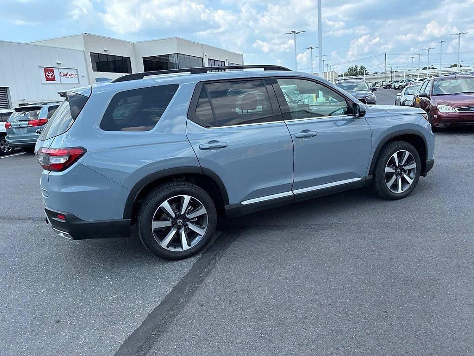 2025 Honda Pilot Touring AWD