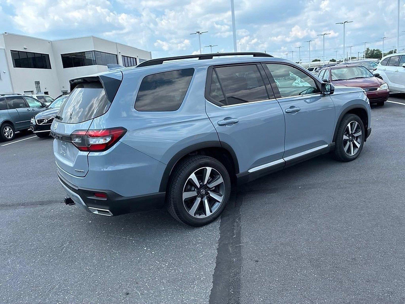 2025 Honda Pilot Touring AWD