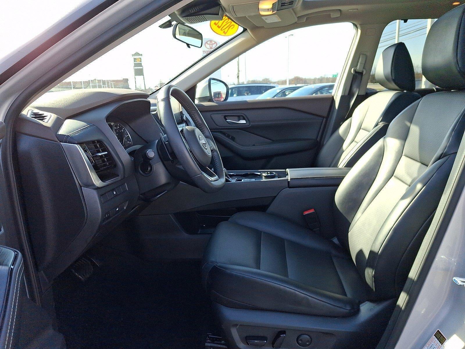 2022 Nissan Rogue AWD SV