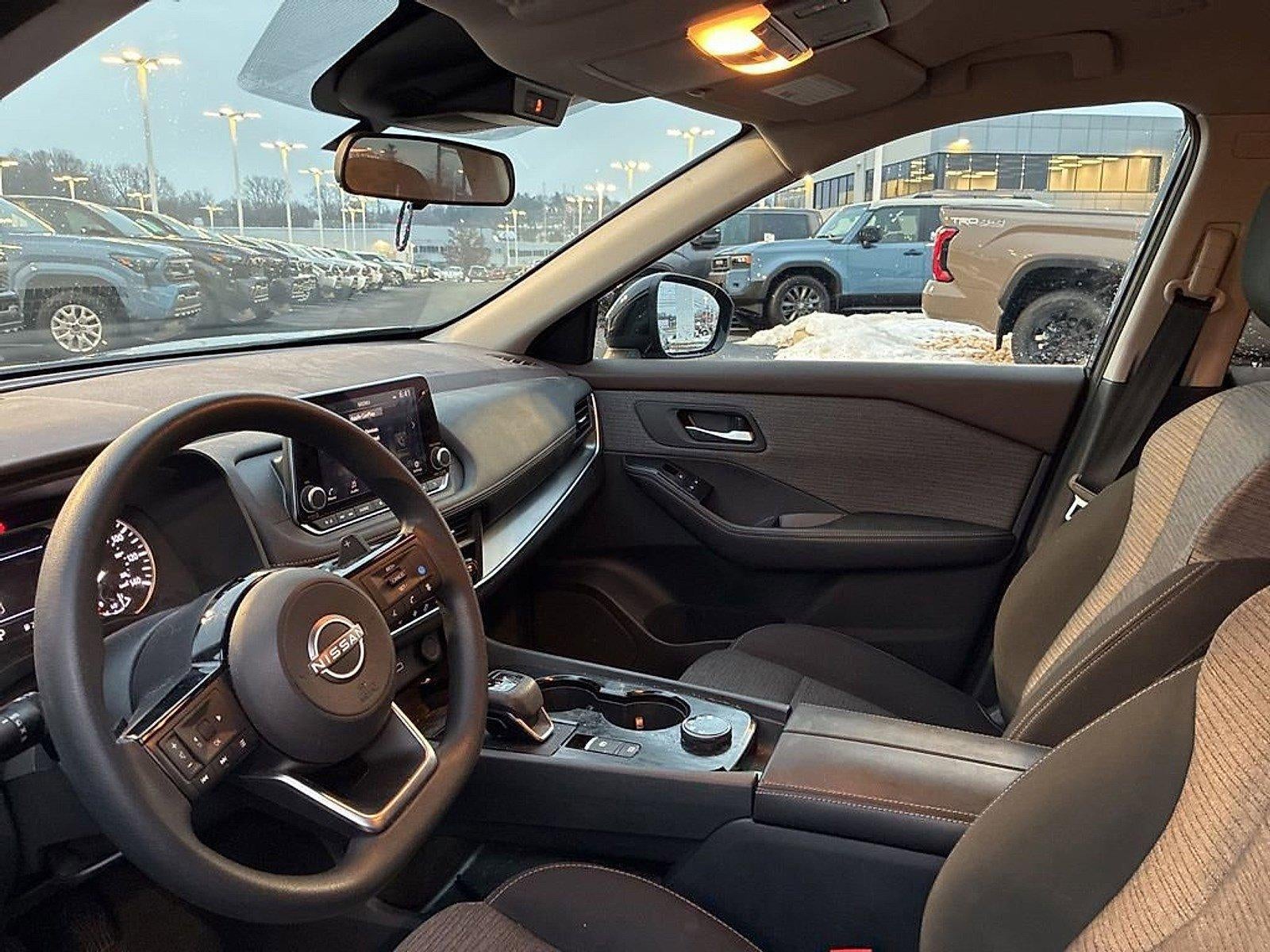 2023 Nissan Rogue AWD SV