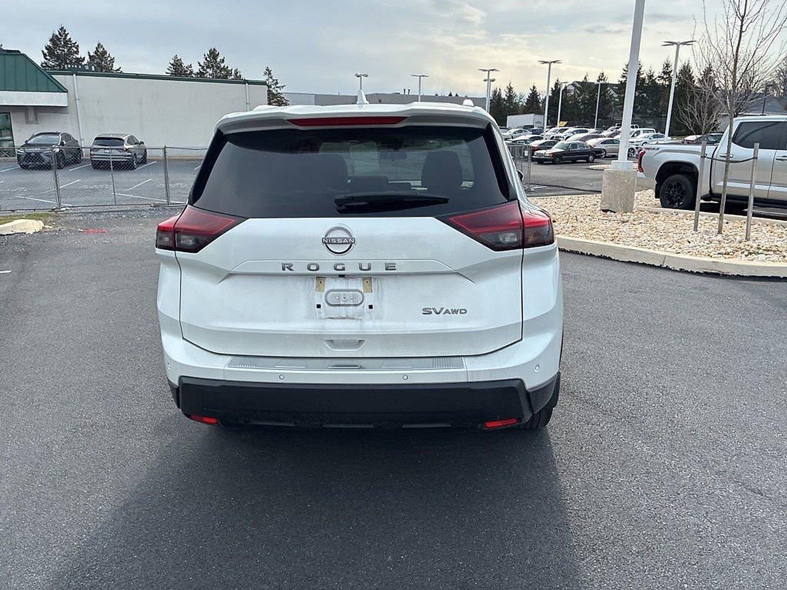 2024 Nissan Rogue AWD SV