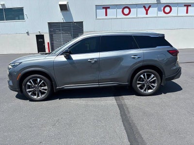 2022 INFINITI QX60 LUXE AWD