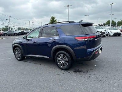 2025 Nissan Pathfinder SV 4WD
