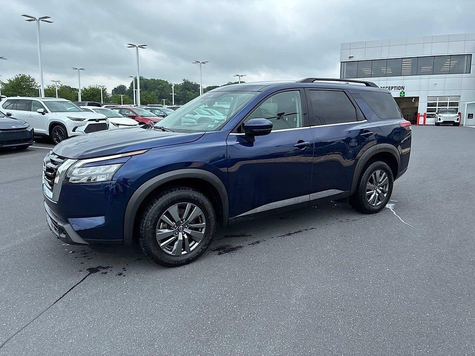2025 Nissan Pathfinder SV 4WD
