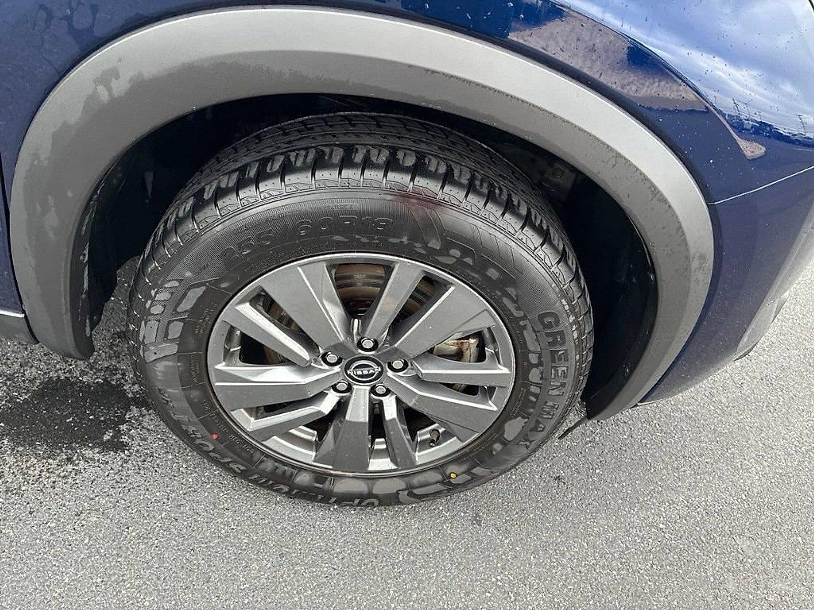 2025 Nissan Pathfinder SV 4WD