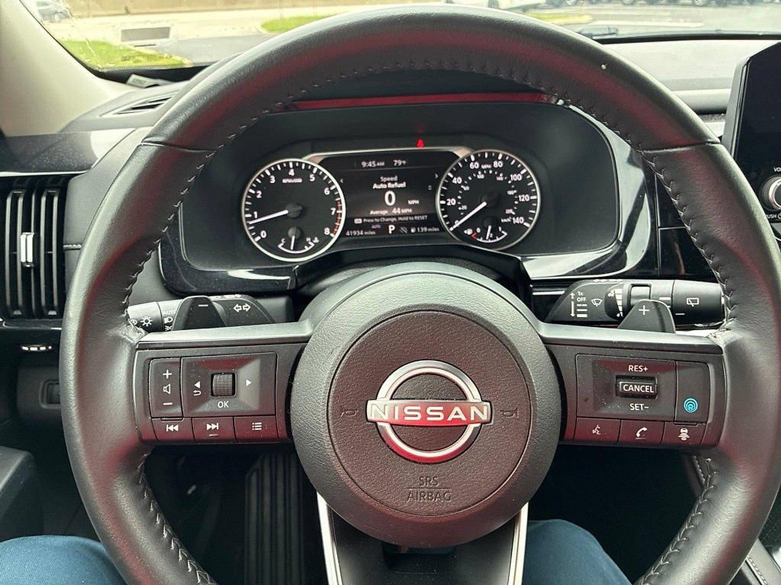 2025 Nissan Pathfinder SV 4WD