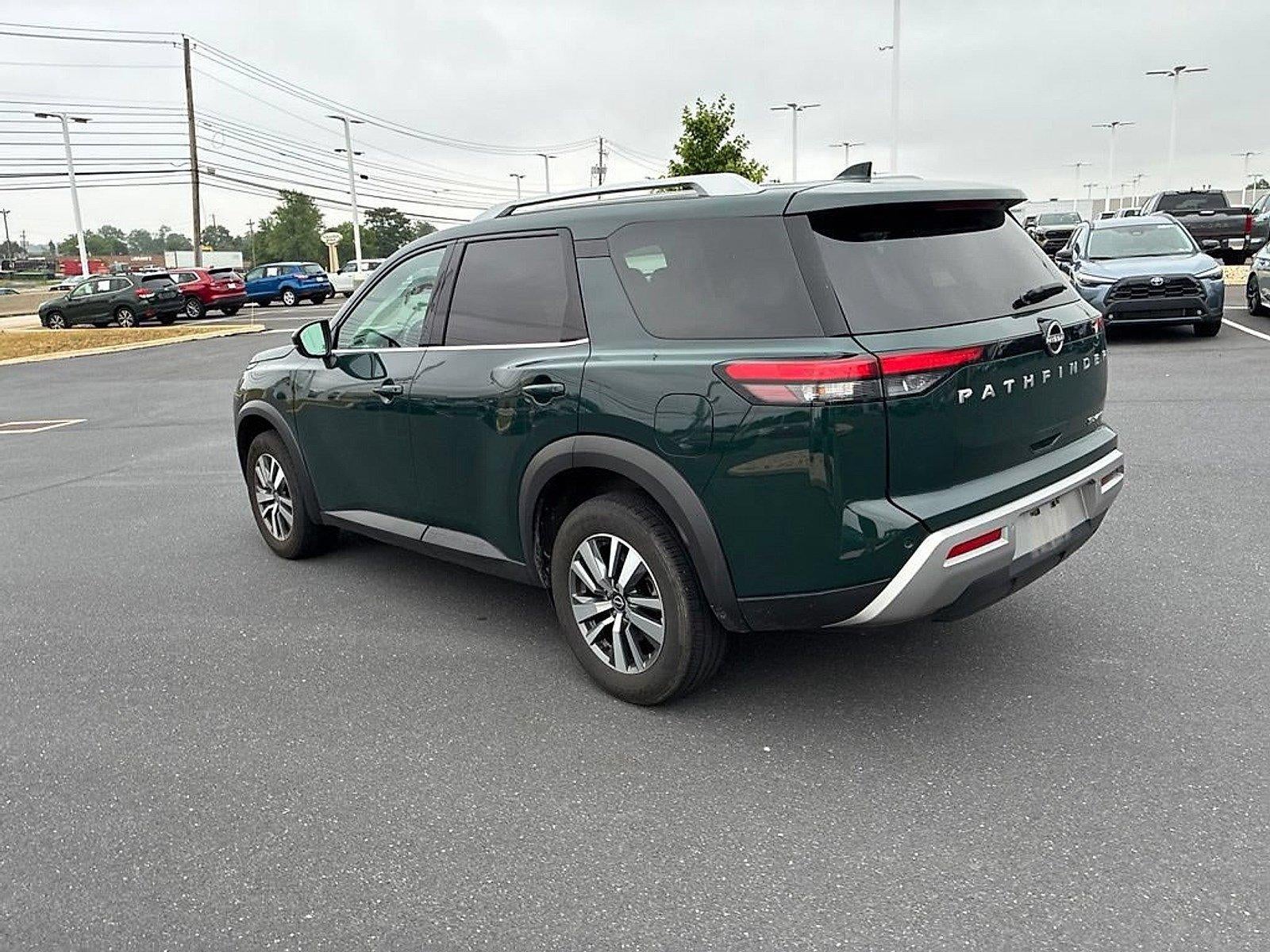 2025 Nissan Pathfinder SL 4WD