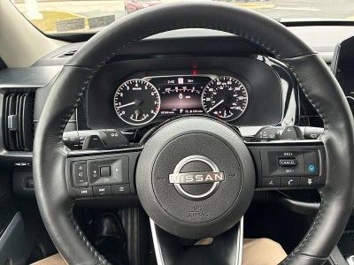 2025 Nissan Pathfinder SL 4WD